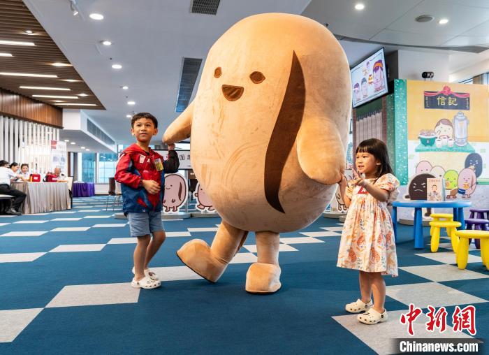 香港特区廉署“开放日	”邀市民了解五十载峥嵘  第12张